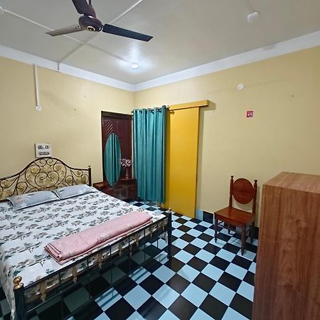 Anjali Homestay - 10 Mins From Airport Siliguri Dış mekan fotoğraf