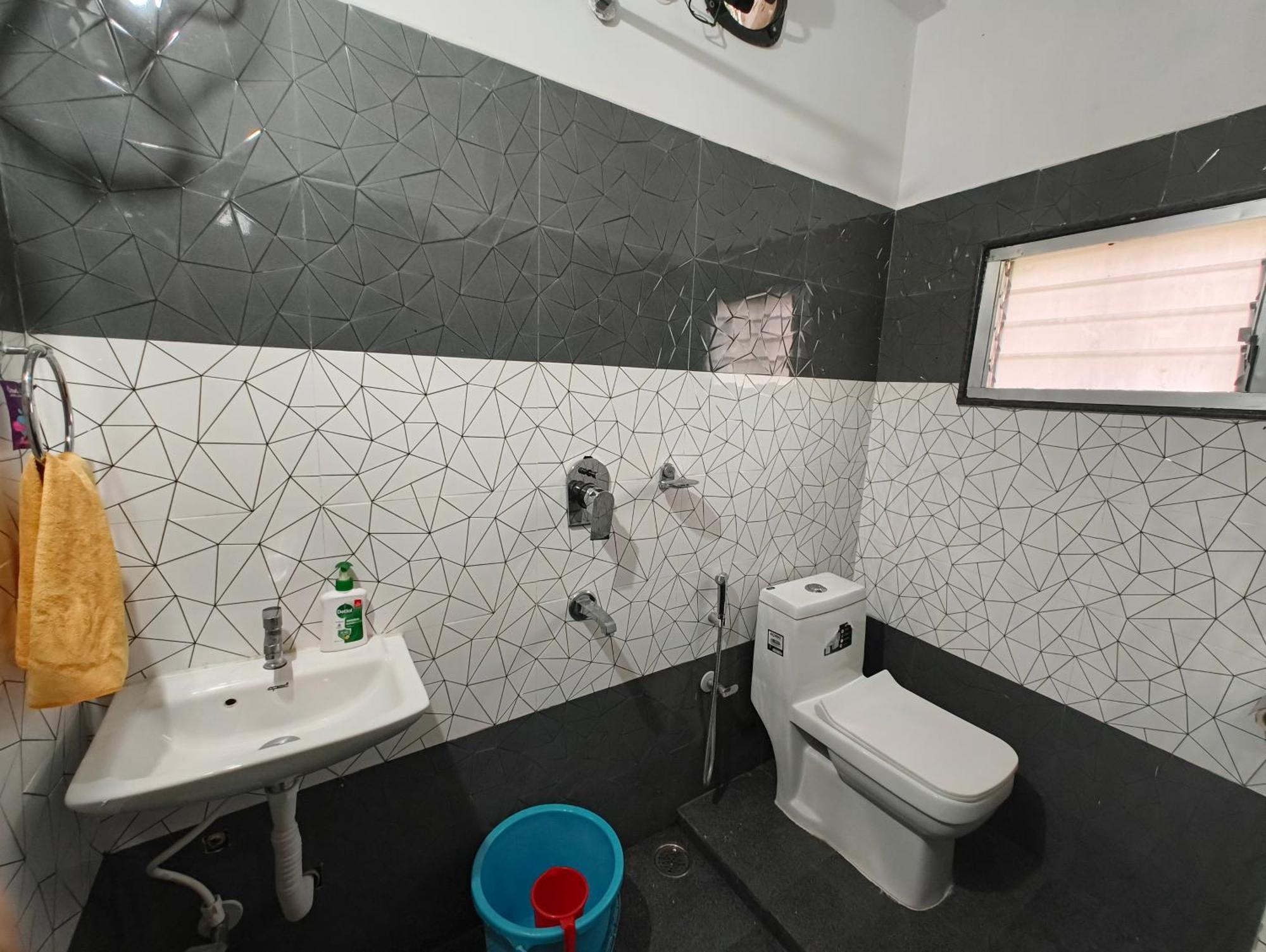 Anjali Homestay - 10 Mins From Airport Siliguri Dış mekan fotoğraf